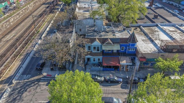 416 E 182nd Street, Bronx, NY 10457