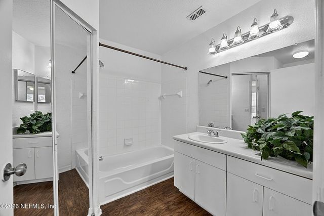 1717 COUNTY ROAD 220 4108, Fleming Island, FL 32003