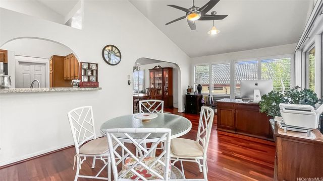 98-1421 Onikiniki Place 5, Aiea, HI 96701