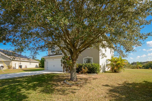 6380 NW Topaz Court, Port St Lucie, FL 34986