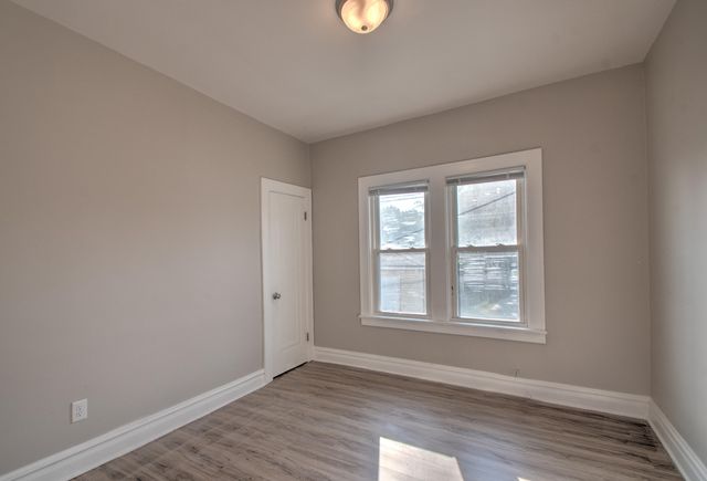 1220 W 41st Avenue, Gary, IN 46408