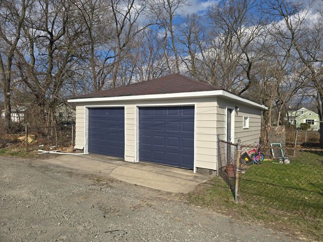 1220 W 41st Avenue, Gary, IN 46408
