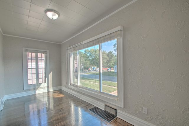 1220 W 41st Avenue, Gary, IN 46408