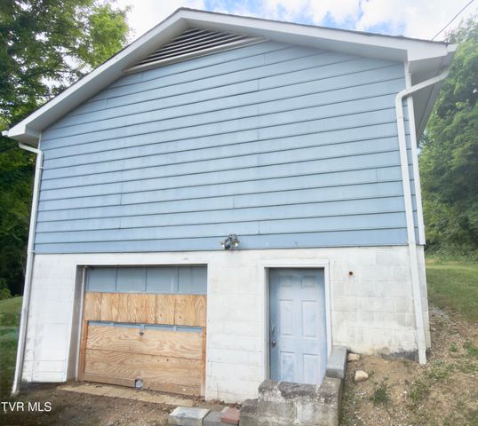 291 Barrett Lane, Church Hill, TN 37642