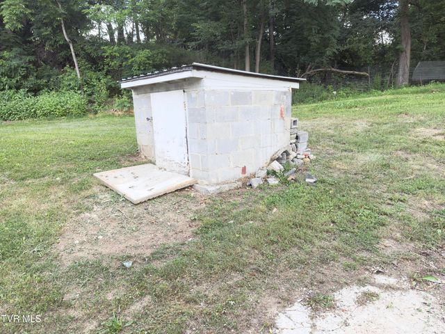 291 Barrett Lane, Church Hill, TN 37642