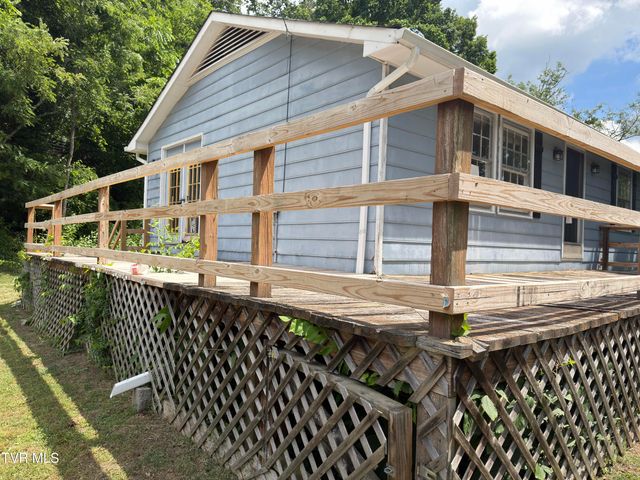 291 Barrett Lane, Church Hill, TN 37642