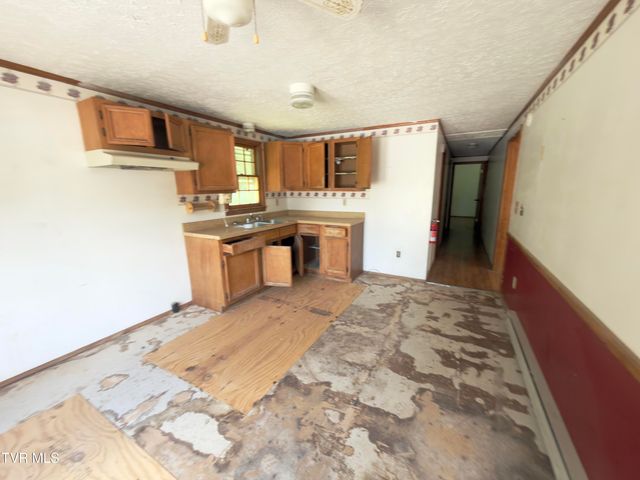 291 Barrett Lane, Church Hill, TN 37642