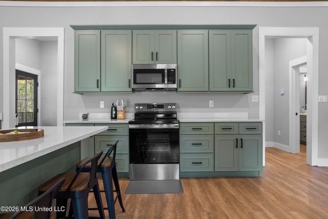 20 Redbird Road, Poplarville, MS 39470