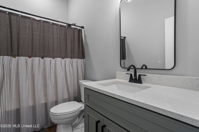 20 Redbird Road, Poplarville, MS 39470