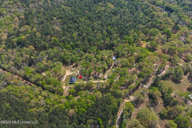 20 Redbird Road, Poplarville, MS 39470