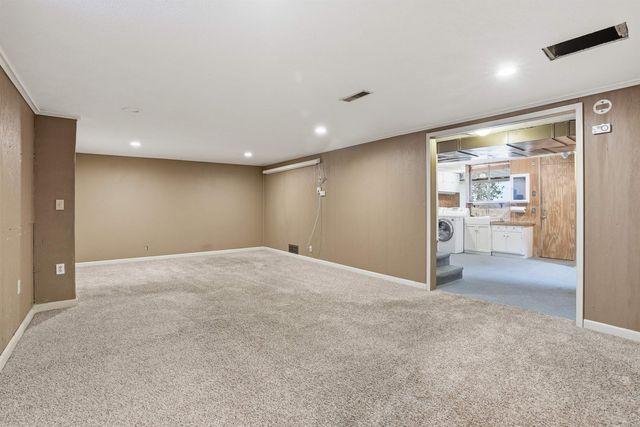 3703 E 18th Ave, Spokane, WA 99223