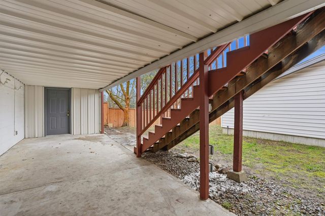 3703 E 18th Ave, Spokane, WA 99223