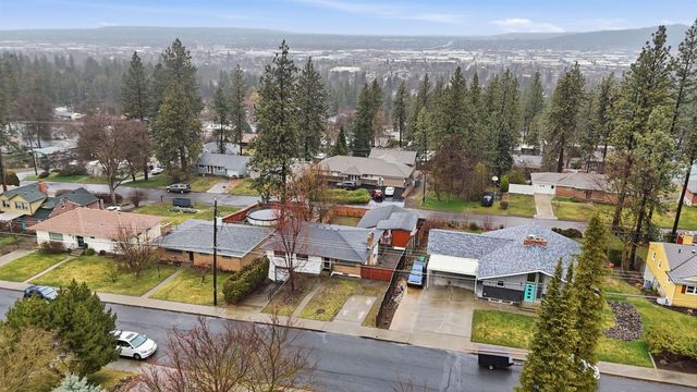 3703 E 18th Ave, Spokane, WA 99223