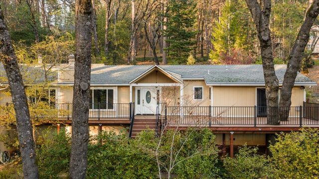 15212 Stinson Dr, Grass Valley, CA 95949