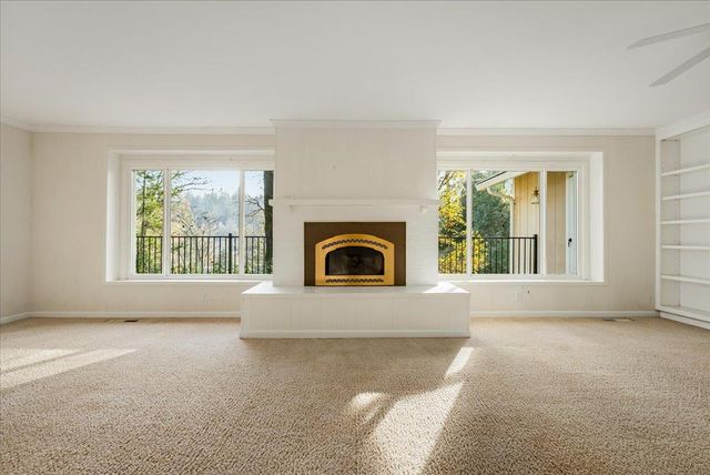 15212 Stinson Dr, Grass Valley, CA 95949