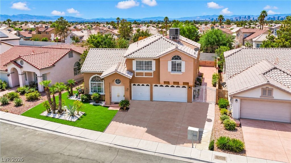1723 English Rose Drive, Las Vegas, NV 89142 — photo 2