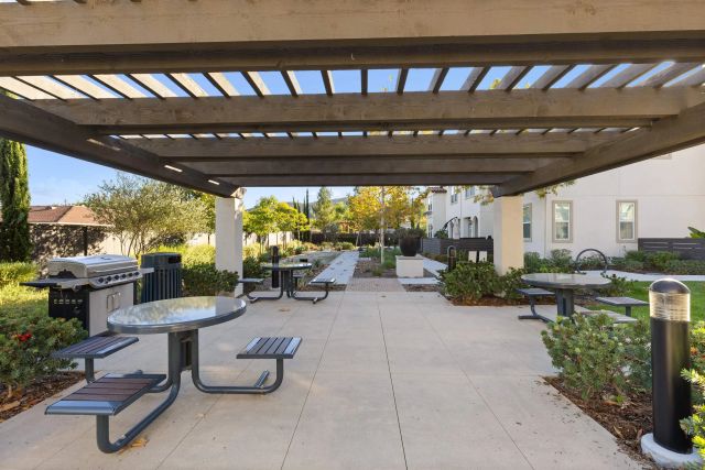 8686 Tobago Lane, Santee, CA 92071