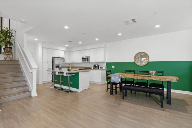 8686 Tobago Lane, Santee, CA 92071