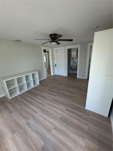 1701 14TH STREET S B, St Petersburg, FL 33705