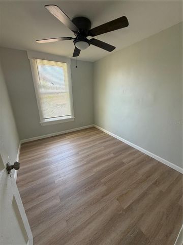 1701 14TH STREET S B, St Petersburg, FL 33705