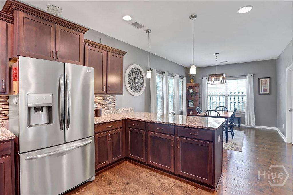 Image 21 of property listing at 53 Hazen Drive, Richmond Hill, GA 31324