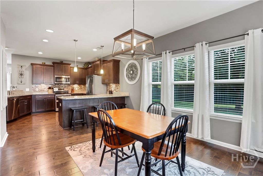 Image 24 of property listing at 53 Hazen Drive, Richmond Hill, GA 31324