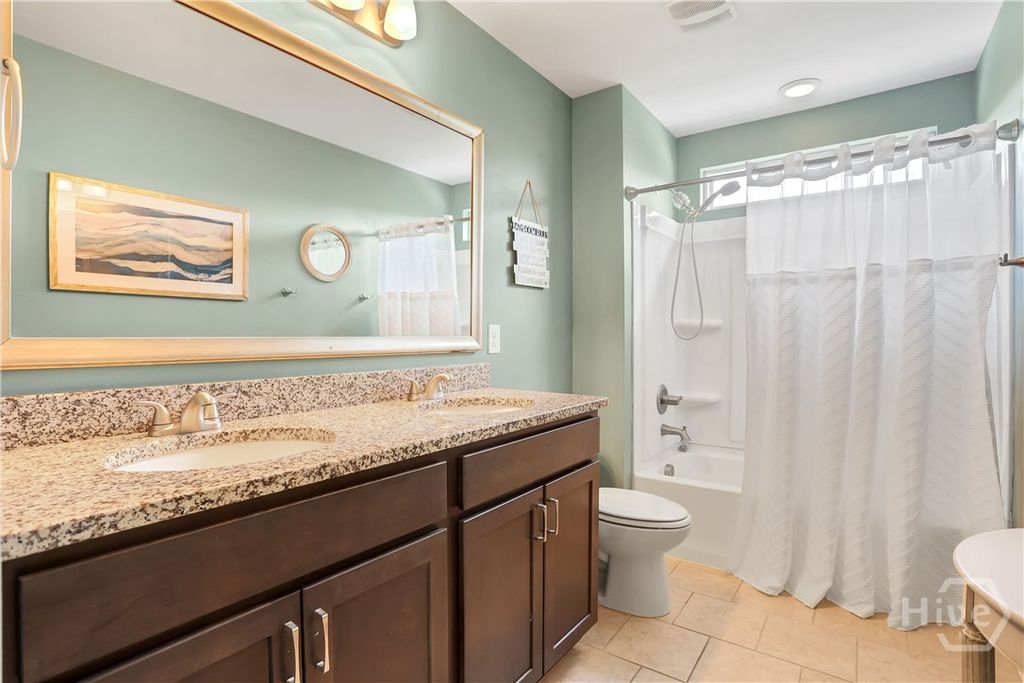 Image 43 of property listing at 53 Hazen Drive, Richmond Hill, GA 31324
