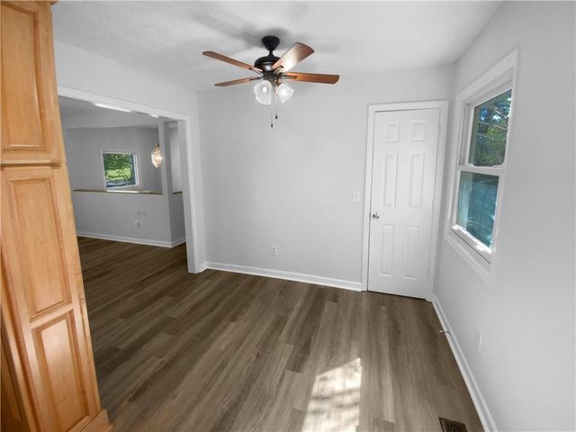 832 Overlook Trail, Canton, GA 30115