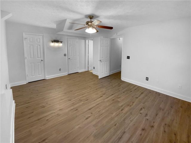 832 Overlook Trail, Canton, GA 30115