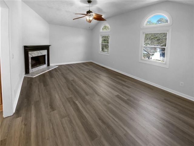 832 Overlook Trail, Canton, GA 30115