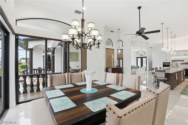 1929 Palaco Grande PKWY, Cape Coral, FL 33904