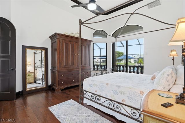 1929 Palaco Grande PKWY, Cape Coral, FL 33904