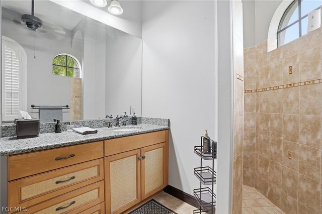 1929 Palaco Grande PKWY, Cape Coral, FL 33904