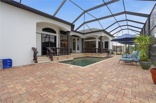 1929 Palaco Grande PKWY, Cape Coral, FL 33904