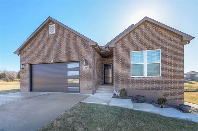 3229 N 109th Place, Kansas City, KS 66109