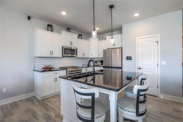 3229 N 109th Place, Kansas City, KS 66109