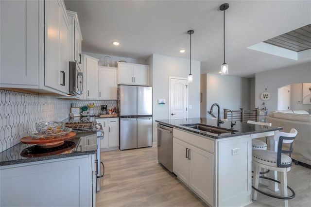 3229 N 109th Place, Kansas City, KS 66109