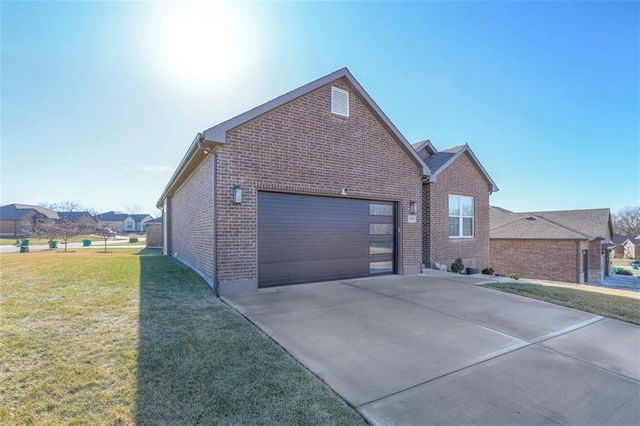 3229 N 109th Place, Kansas City, KS 66109