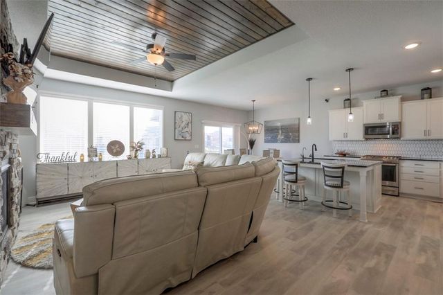 3229 N 109th Place, Kansas City, KS 66109