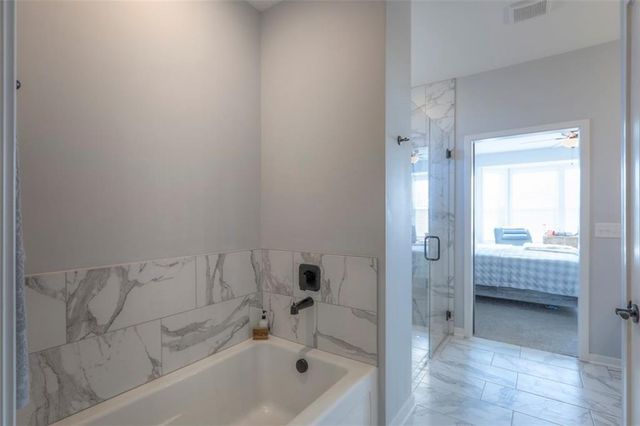 3229 N 109th Place, Kansas City, KS 66109