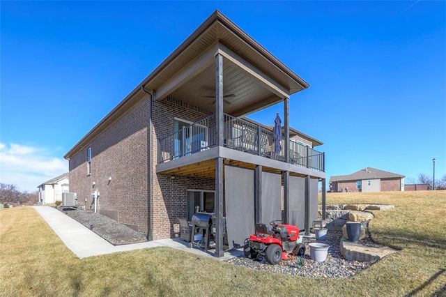 3229 N 109th Place, Kansas City, KS 66109