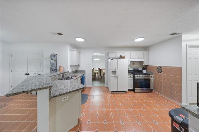 4170 Countryside Way, Snellville, GA 30039