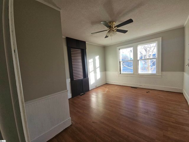 101 E Blue Ridge Drive, Greenville, SC 29609