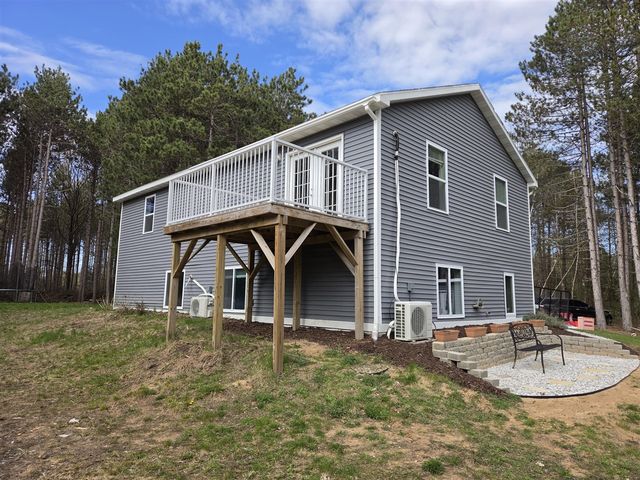 891 N White Birch Drive, Ludington, MI 49431