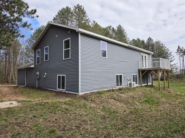 891 N White Birch Drive, Ludington, MI 49431
