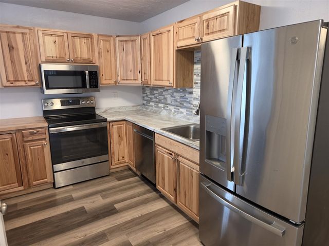 891 N White Birch Drive, Ludington, MI 49431