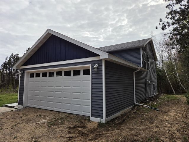 891 N White Birch Drive, Ludington, MI 49431