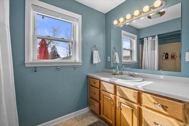 1093 REED STREET, Green Bay, WI 54303