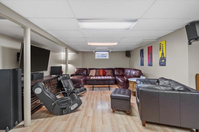 1093 REED STREET, Green Bay, WI 54303