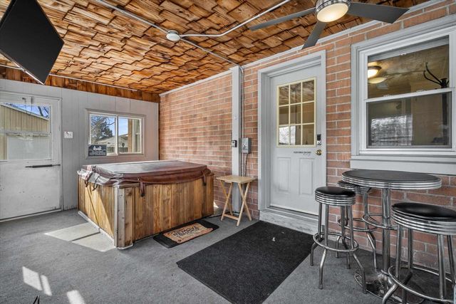 1093 REED STREET, Green Bay, WI 54303